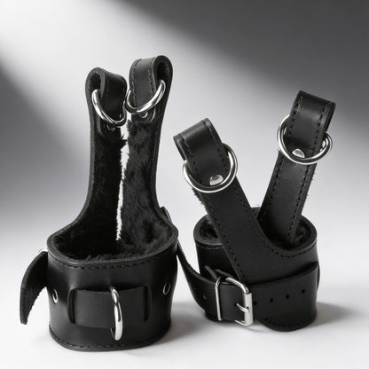 Suspension Set with Ring and Fur-Lined Cuffs