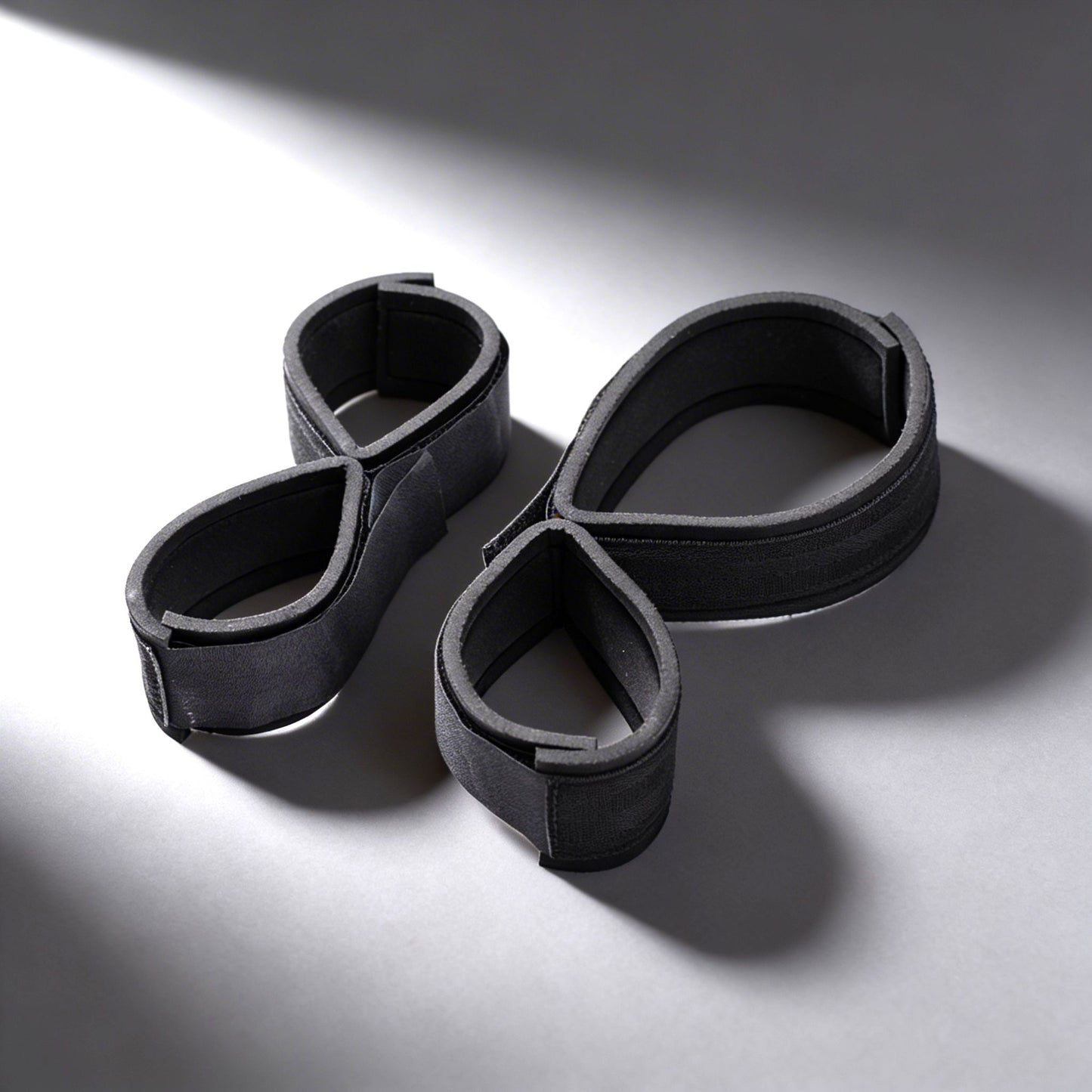 Double Leg and Arm Restraints