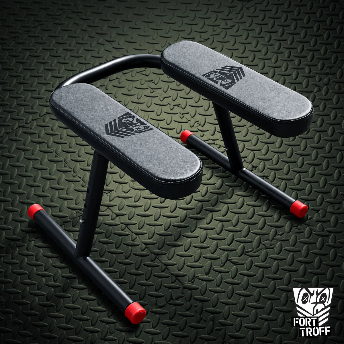 Ready Rimmer rimming chair with 2 padded pads on a diamond plate floor, Fort Troff gay gear at Boyzshop