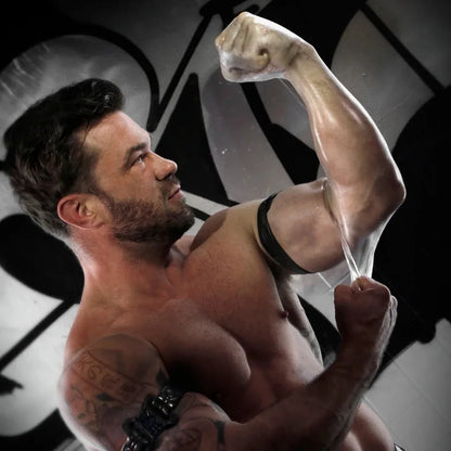 XL fisting glove in Peek-A-Boo Clear, cushioned TPE. Fort Troff.