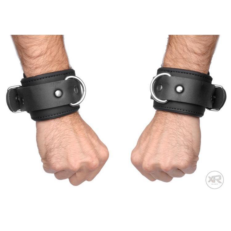 Serve Neoprene Buckle Cuffs